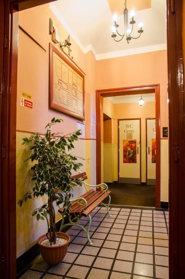 Spot Hostal